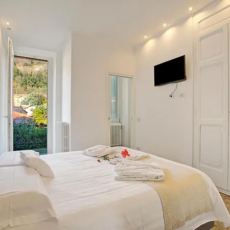 Jejia- Pool And Garden