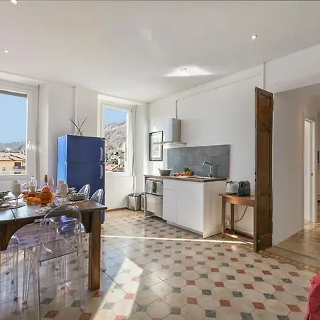 Jejia- Pool And Garden