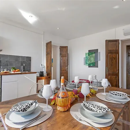 Jejia- Pool And Garden Appartement Lesa